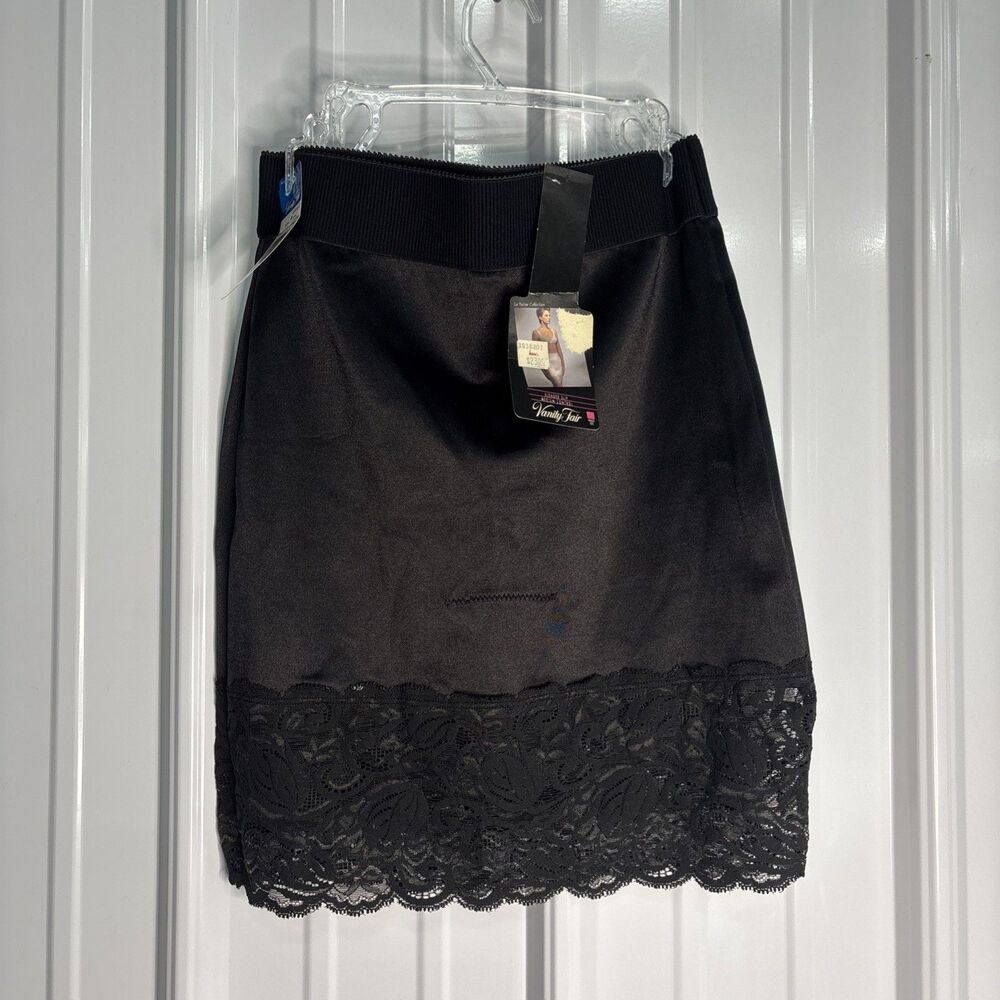 Vintage Vanity Fair Black Medium Control Skirt Slip NWT